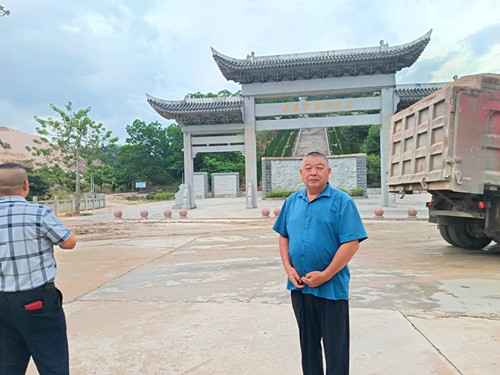 1759037952214189.jpg 2025年9月16日 广西壮族自治区梧州市岑溪市岑城镇思英社区 岑溪市革命烈士陵园1_副本.jpg