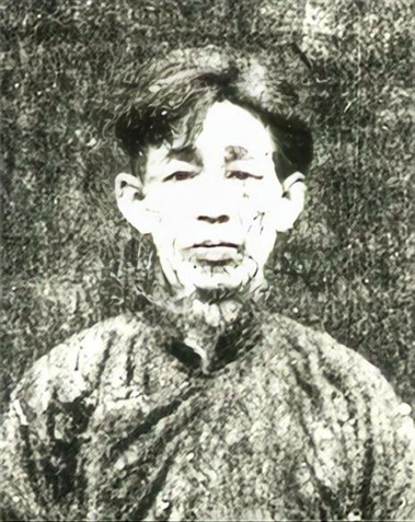 1763988239381700.jpg 李昆_副本.jpg